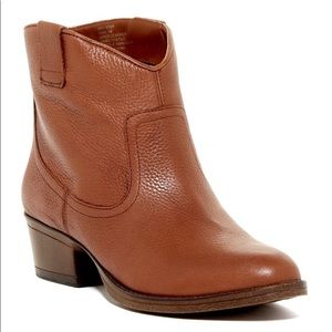 Kenneth Cole Reaction Hot Step Boot Brown Leather Ankle Boot‎ Women’s Sz 8
